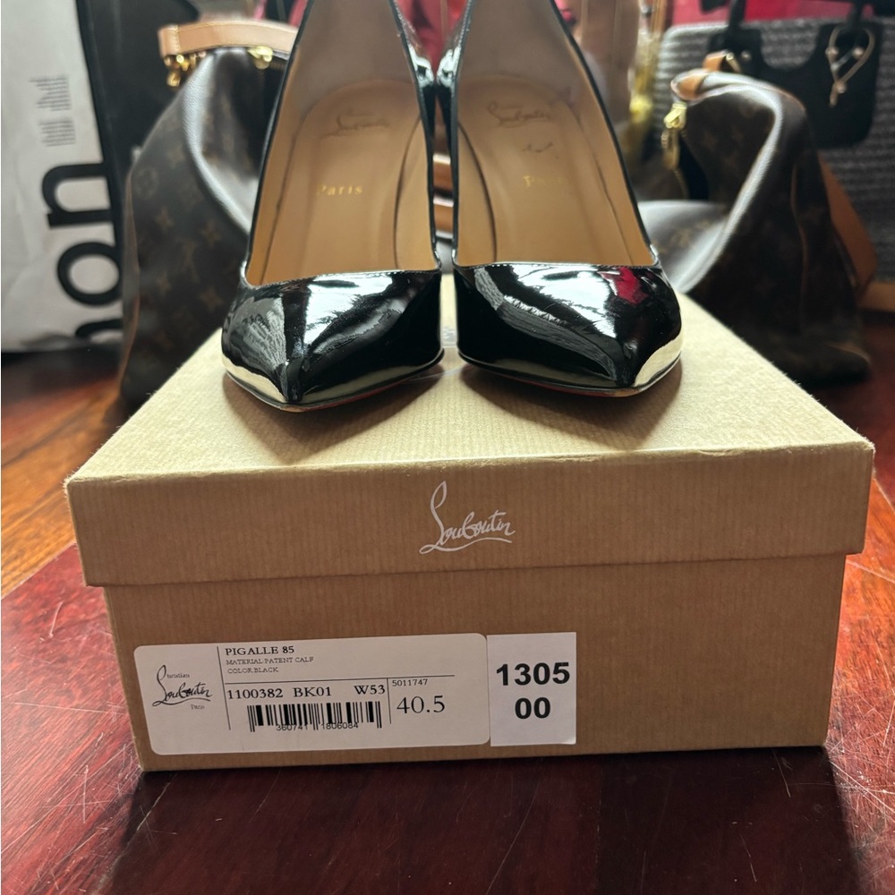Christian Louboutin Red Bottoms Size: EUR 40.5 w. BOX - Picture 13 of 16